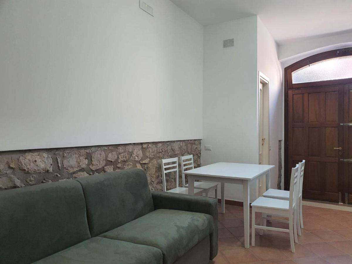 Casa Pepe - Fondi Vertice Rooms Esterno foto